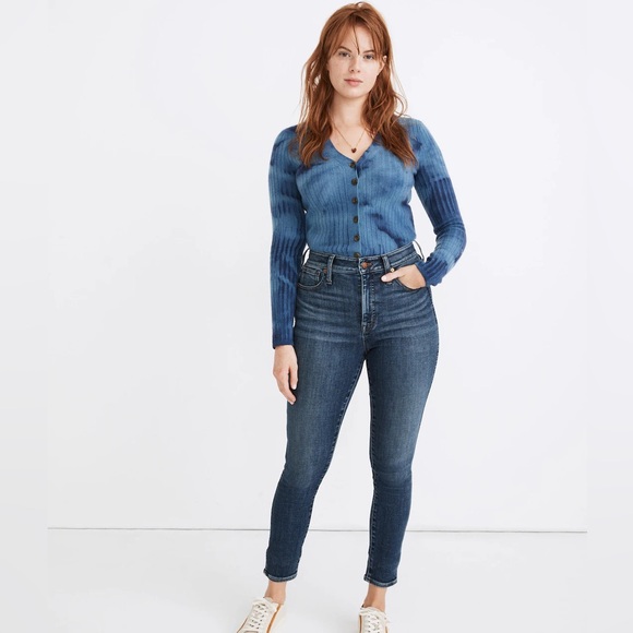 Madewell curvy high-rise skinny jeans in cordell wash: heatrich denim edition. - Picture 1 of 12